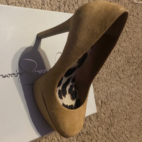 Jessica Simpson Devin Nude Size 7 - Picture 2 of 4